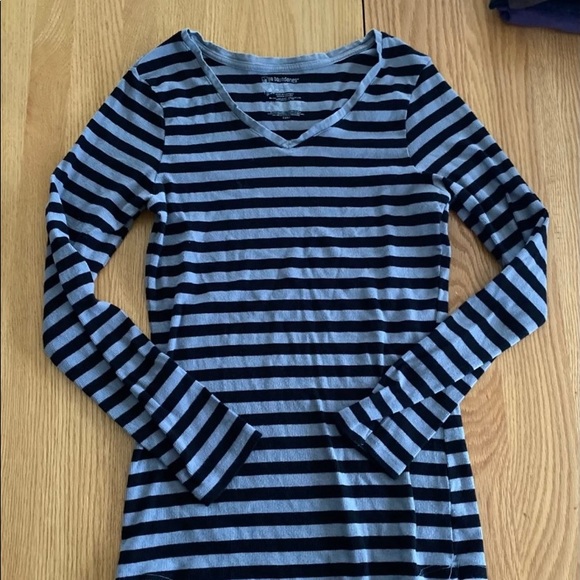 3/$15 Bundle of XL - Picture 4 of 7